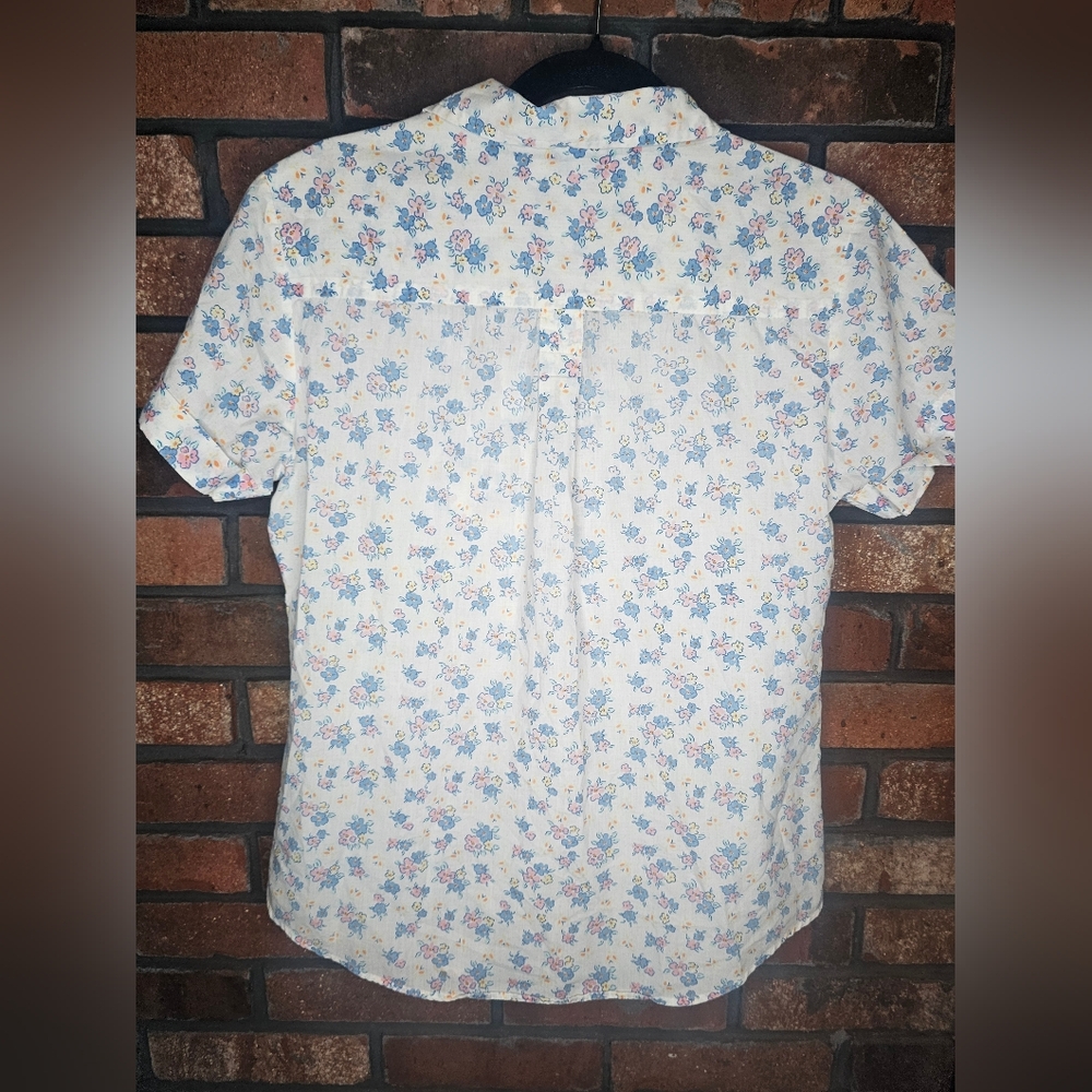 Basic Editions White Floral Top - image 2